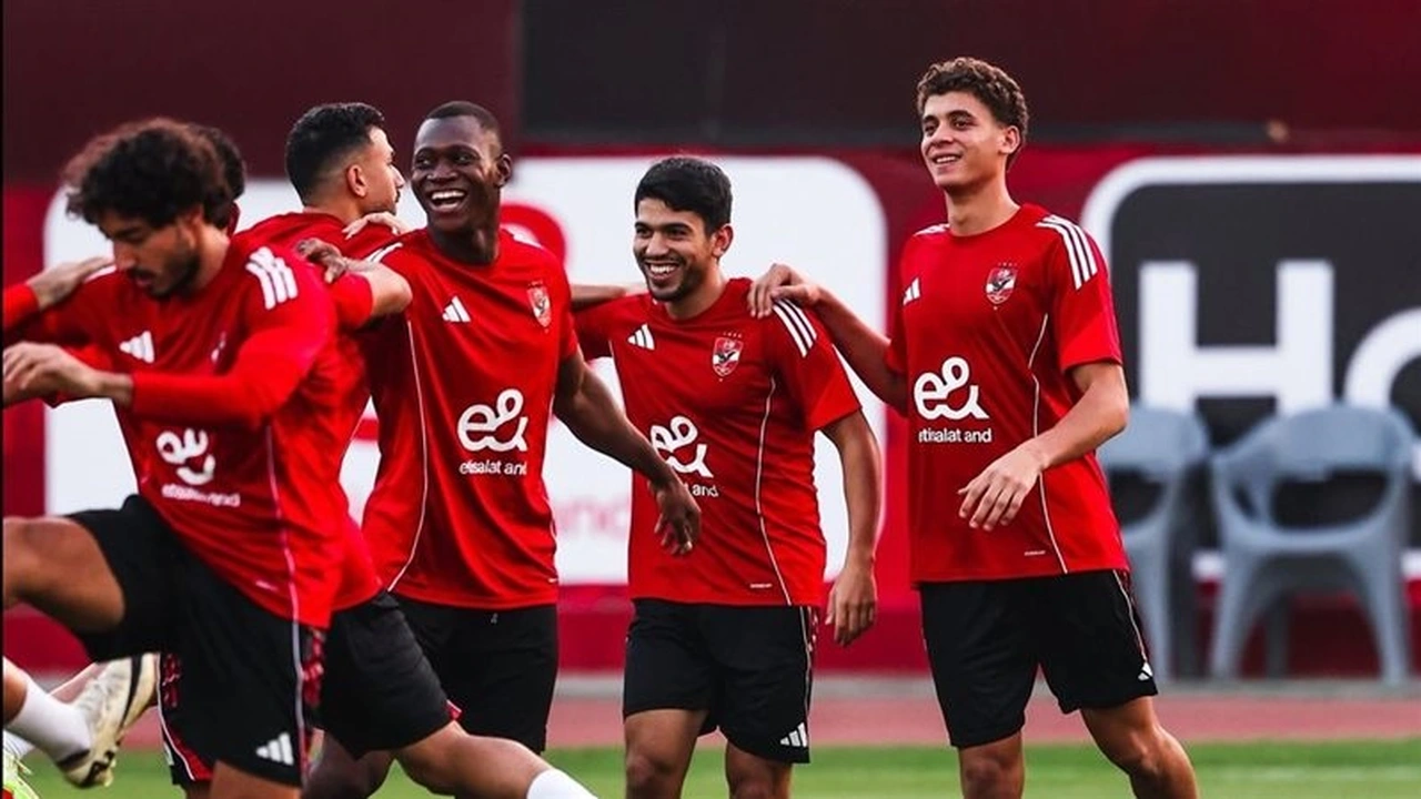 انتقال مثير.. لاعب أهلي مصري ينضم إلى برشلونة الإسباني 2025